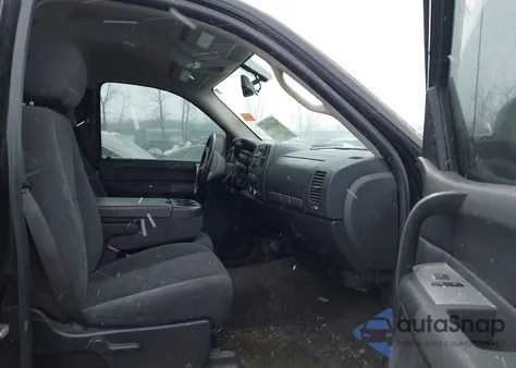 2008 Chevrolet Silverado 1500 Lt1 z USA, uszkodzony, nr VIN 1GCEC14J98Z194217